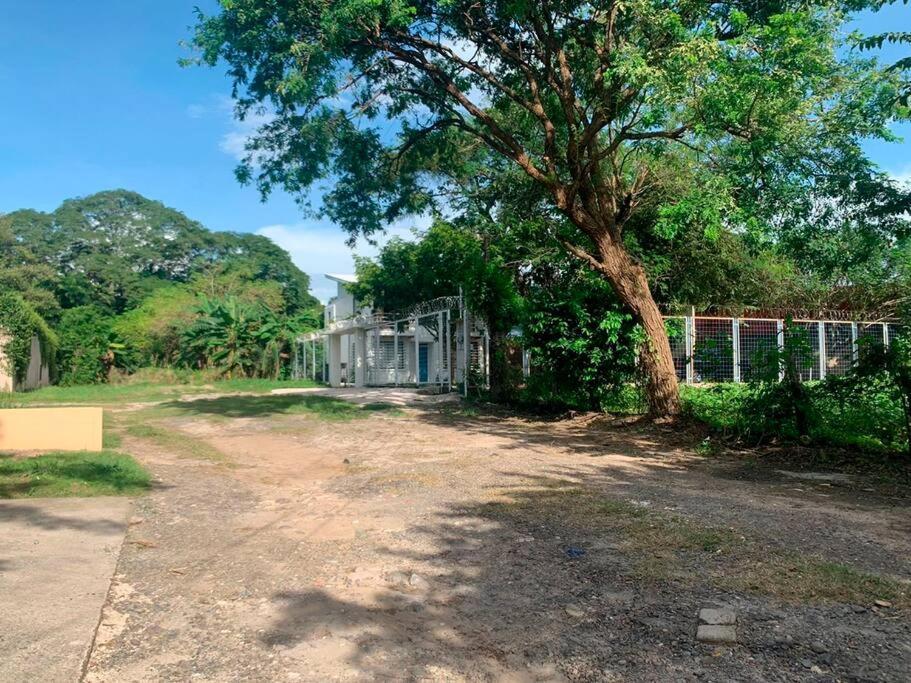 Casa Buda Liberia Cerca Del Aeropuerto Bagian luar foto