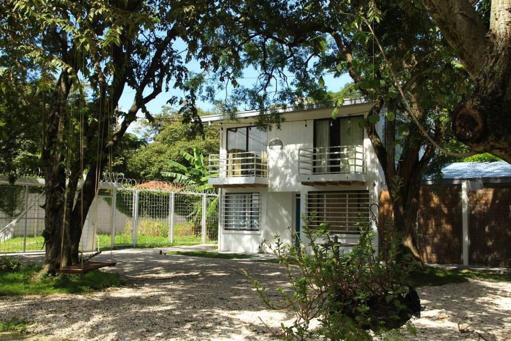 Casa Buda Liberia Cerca Del Aeropuerto Bagian luar foto